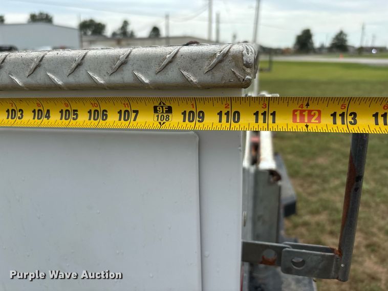 image for item DW7134 2018 Chevrolet Silverado 3500HD Crew Cab utility bed pickup truck