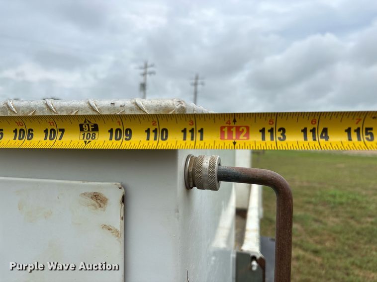 image for item DW7135 2017 Ford F350 Super Duty XL  Crew Cab utility bed pickup truck