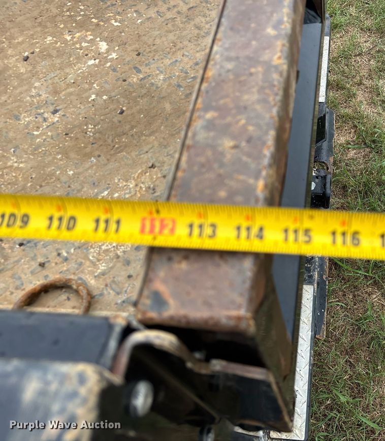 image for item DW7136 2018 Dodge Ram 3500 Crew Cab utility bed pickup truck