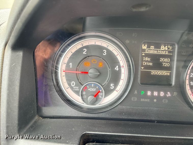 image for item DW7136 2018 Dodge Ram 3500 Crew Cab utility bed pickup truck