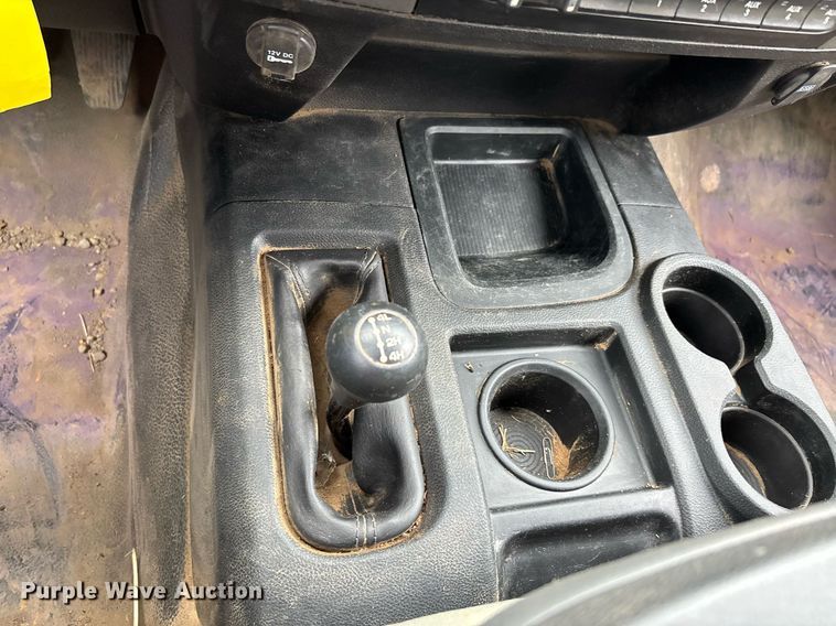 image for item DW7136 2018 Dodge Ram 3500 Crew Cab utility bed pickup truck