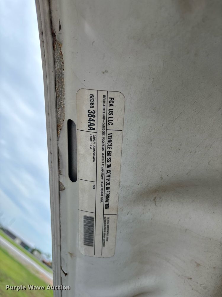 image for item DW7136 2018 Dodge Ram 3500 Crew Cab utility bed pickup truck