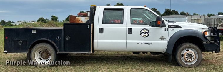 image for item DW7138 2012 Ford F550 Super Duty XL Crew Cab utility / service truck