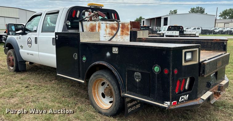 image for item DW7138 2012 Ford F550 Super Duty XL Crew Cab utility / service truck