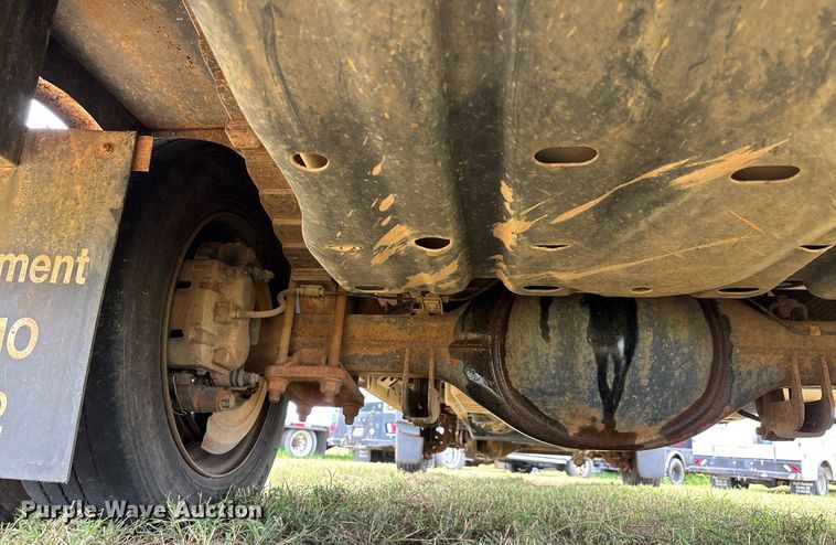 image for item DW7138 2012 Ford F550 Super Duty XL Crew Cab utility / service truck