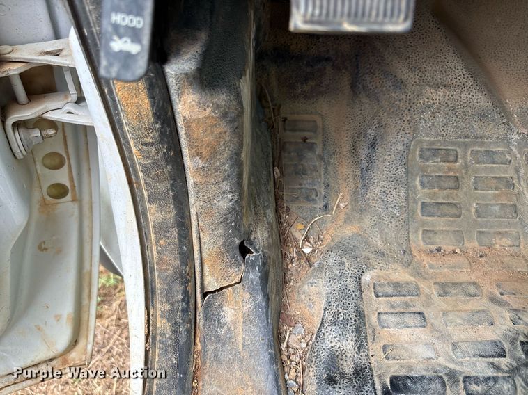 image for item DW7138 2012 Ford F550 Super Duty XL Crew Cab utility / service truck