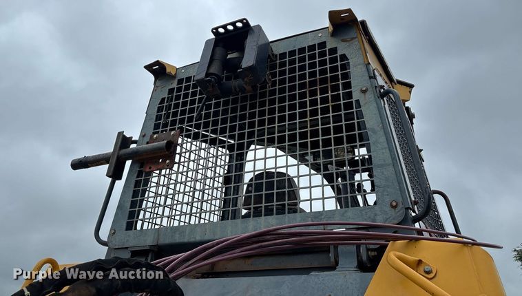 image for item DW7139 2008 John Deere 750J LT vibratory cable plow