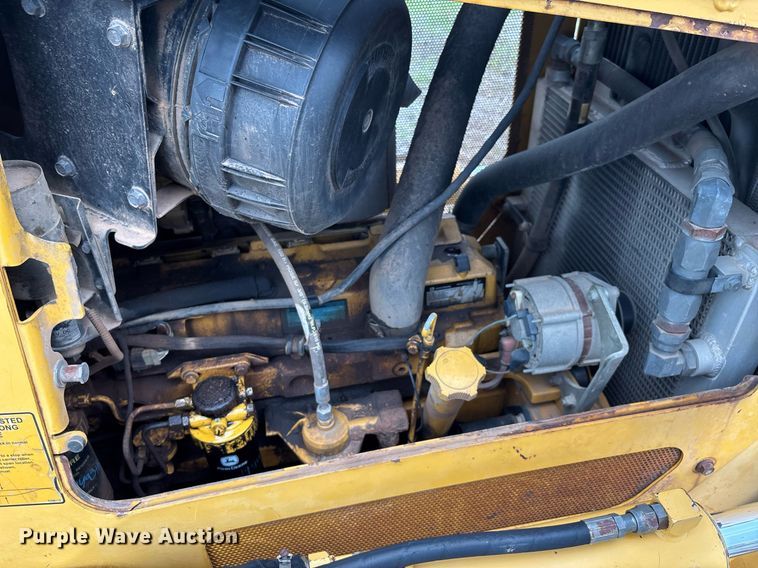 image for item DW7139 2008 John Deere 750J LT vibratory cable plow