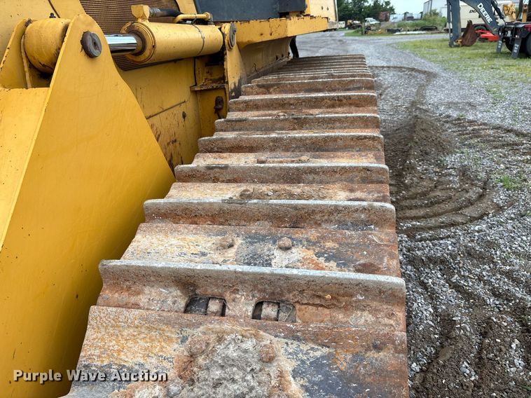 image for item DW7139 2008 John Deere 750J LT vibratory cable plow