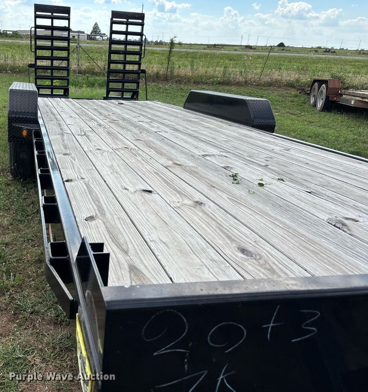 image for item DW7140 2023 Gatorade 20-3 equipment equipment trailer