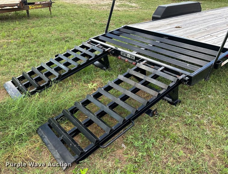 image for item DW7140 2023 Gatorade 20-3 equipment equipment trailer