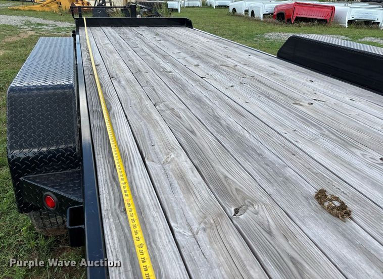 image for item DW7140 2023 Gatorade 20-3 equipment equipment trailer