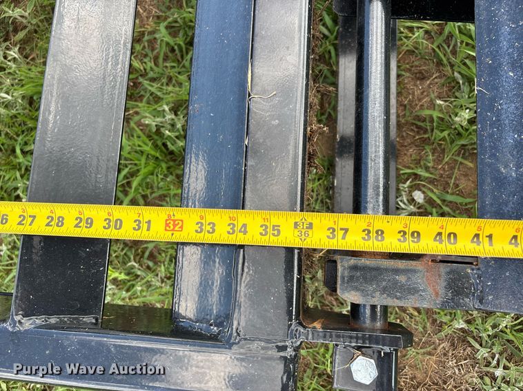 image for item DW7140 2023 Gatorade 20-3 equipment equipment trailer