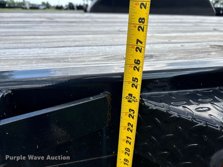 image for item DW7140 2023 Gatorade 20-3 equipment equipment trailer