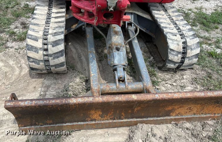 image for item DW7141 2018 Takeuchi TB240 mini excavator