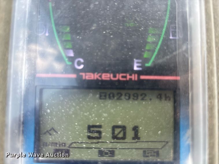 image for item DW7141 2018 Takeuchi TB240 mini excavator