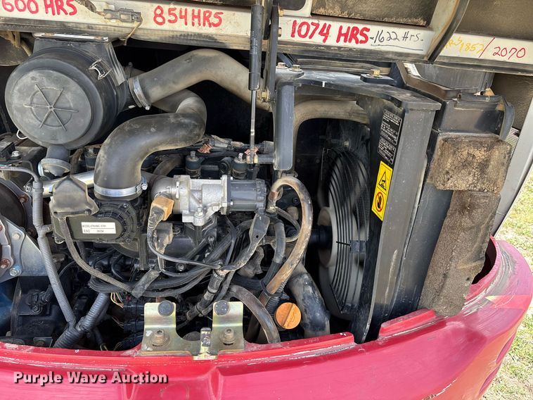 image for item DW7141 2018 Takeuchi TB240 mini excavator