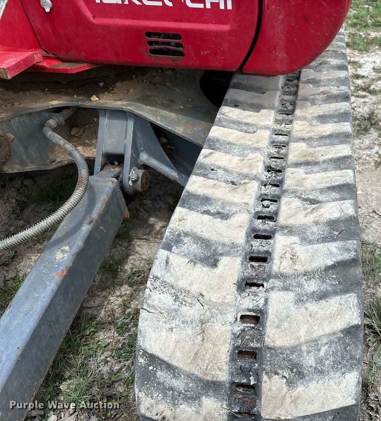 image for item DW7141 2018 Takeuchi TB240 mini excavator