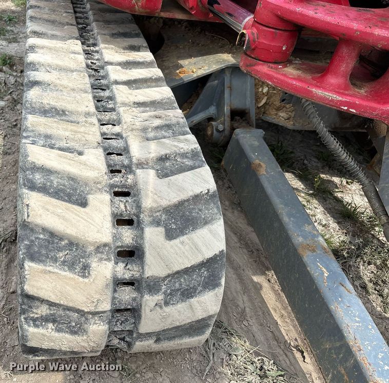 image for item DW7141 2018 Takeuchi TB240 mini excavator