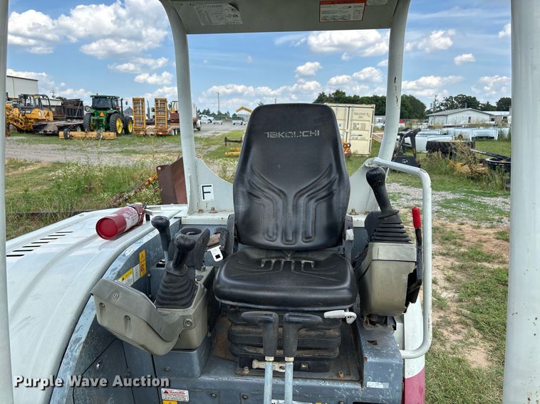 image for item DW7142 2018 Takeuchi TB240 mini excavator