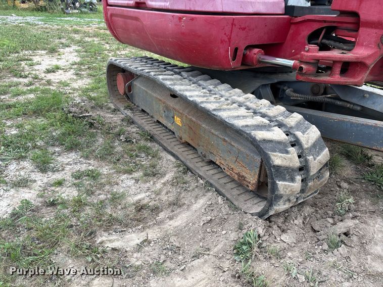 image for item DW7142 2018 Takeuchi TB240 mini excavator