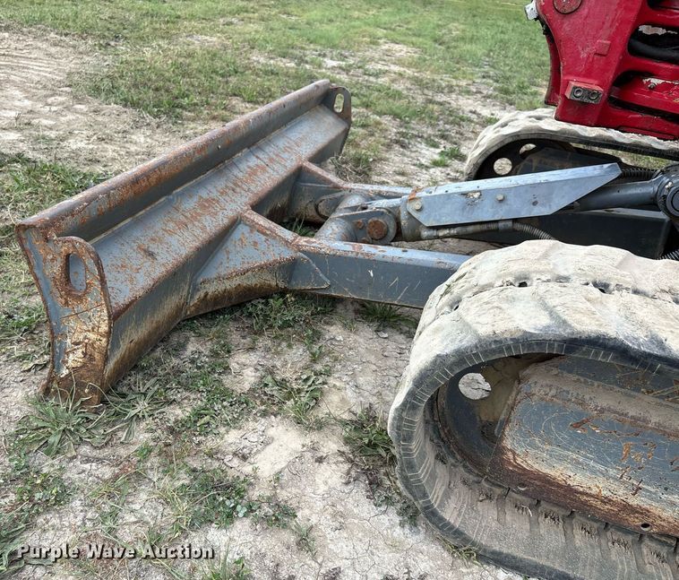 image for item DW7143 2018 Takeuchi TB240 mini excavator