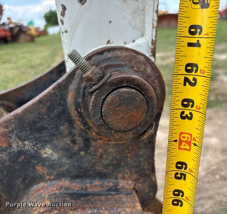 image for item DW7143 2018 Takeuchi TB240 mini excavator