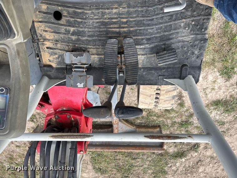 image for item DW7143 2018 Takeuchi TB240 mini excavator