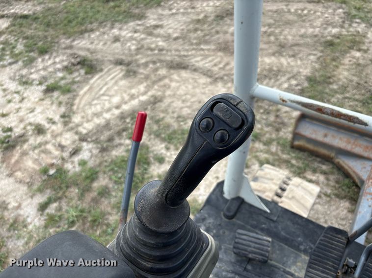 image for item DW7143 2018 Takeuchi TB240 mini excavator