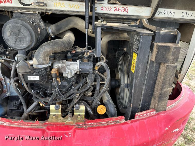 image for item DW7143 2018 Takeuchi TB240 mini excavator