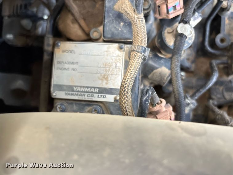 image for item DW7143 2018 Takeuchi TB240 mini excavator