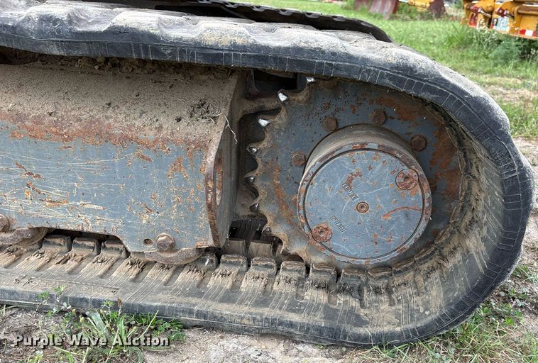 image for item DW7143 2018 Takeuchi TB240 mini excavator