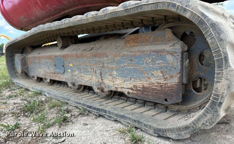 image for item DW7143 2018 Takeuchi TB240 mini excavator