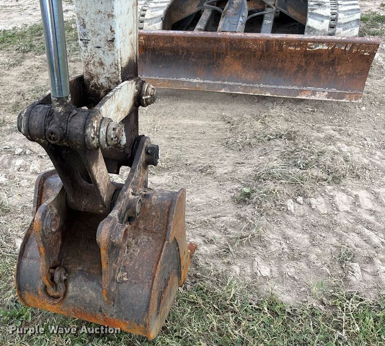 image for item DW7144 2019 Takeuchi TB240 mini excavator