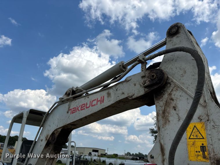 image for item DW7144 2019 Takeuchi TB240 mini excavator