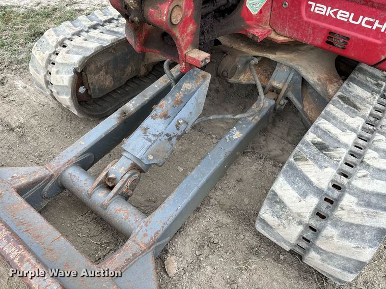 image for item DW7144 2019 Takeuchi TB240 mini excavator
