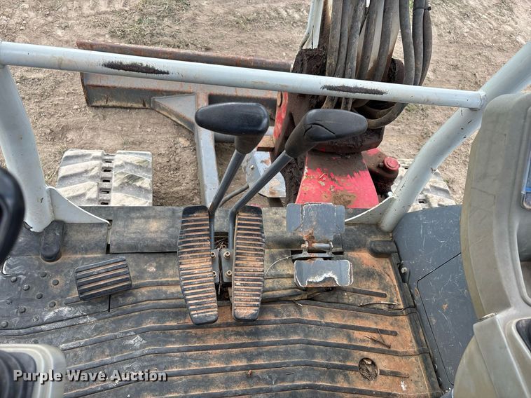 image for item DW7144 2019 Takeuchi TB240 mini excavator