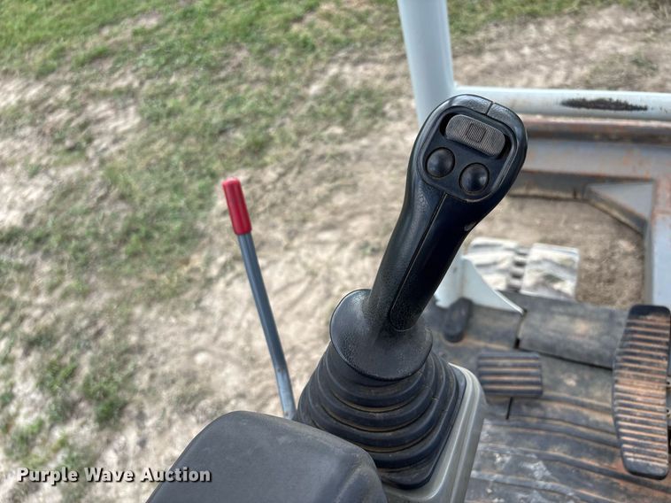 image for item DW7144 2019 Takeuchi TB240 mini excavator