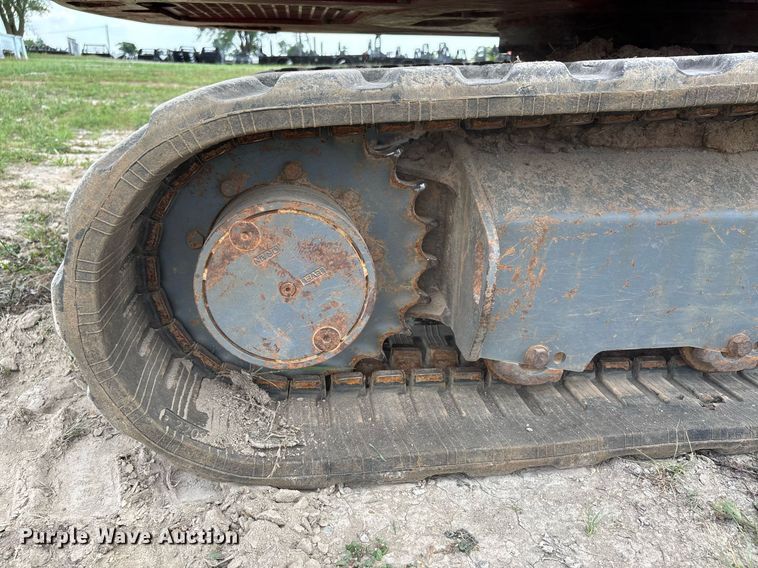 image for item DW7144 2019 Takeuchi TB240 mini excavator