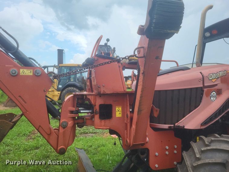 image for item DW7145 2015 Ditch Witch RT100 trencher