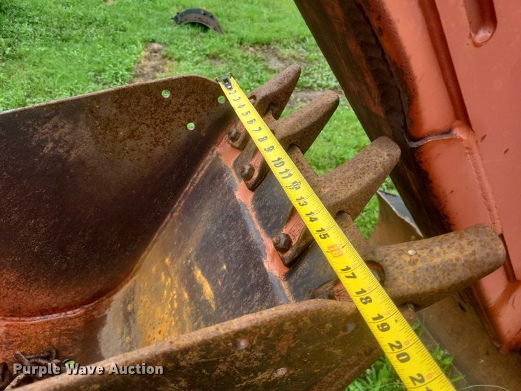 image for item DW7145 2015 Ditch Witch RT100 trencher