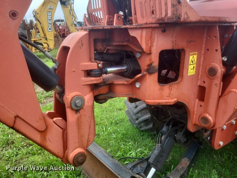 image for item DW7145 2015 Ditch Witch RT100 trencher