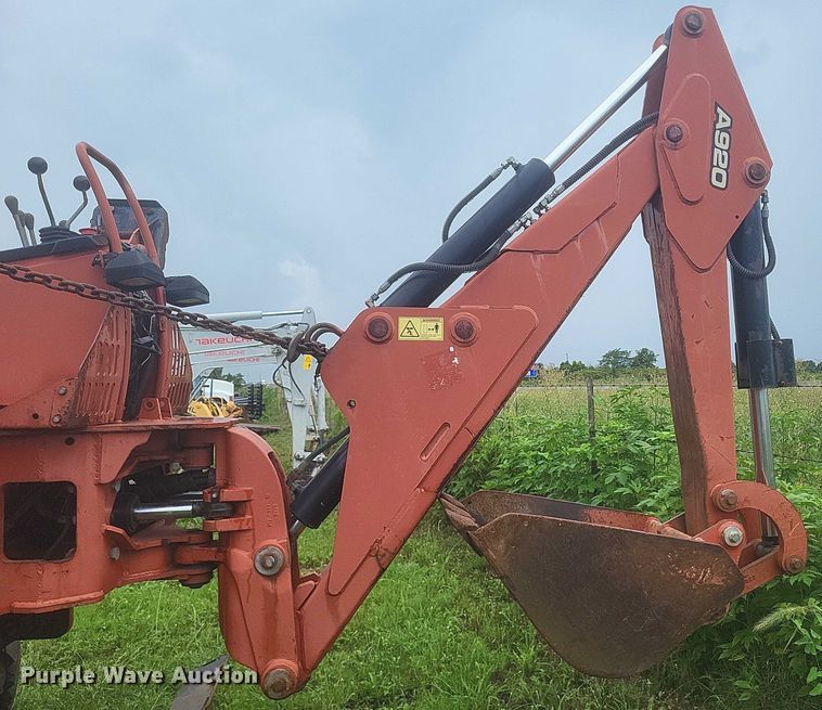 image for item DW7145 2015 Ditch Witch RT100 trencher