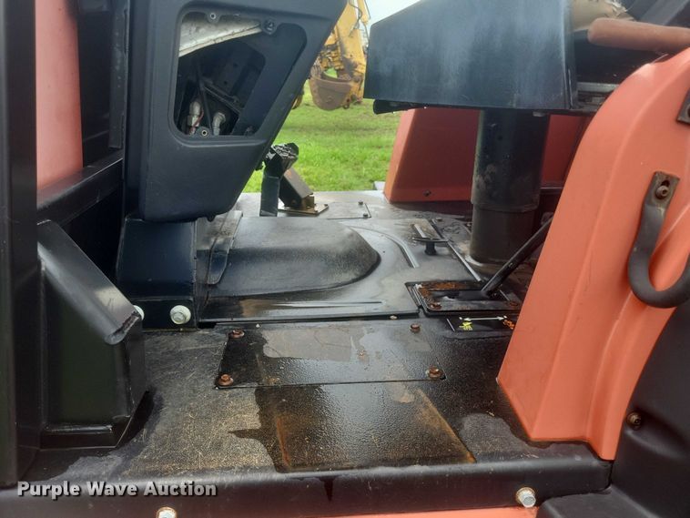 image for item DW7145 2015 Ditch Witch RT100 trencher