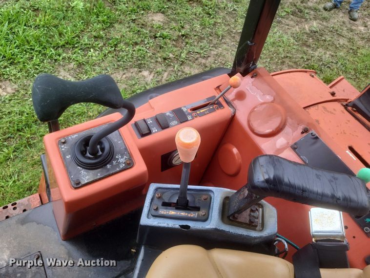 image for item DW7145 2015 Ditch Witch RT100 trencher