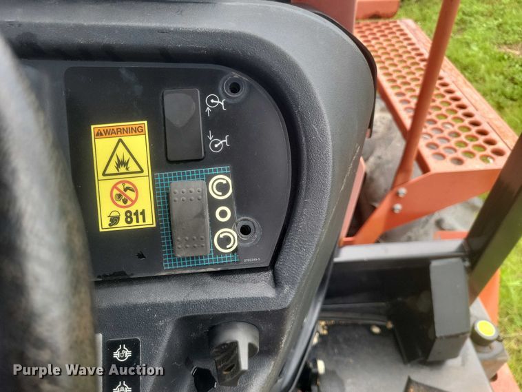 image for item DW7145 2015 Ditch Witch RT100 trencher