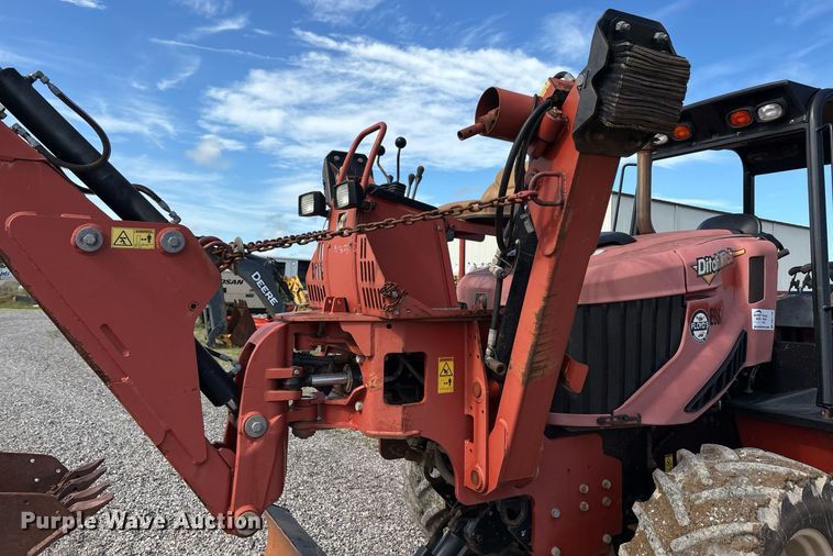 image for item DW7146 2015 Ditch Witch RT100 trencher
