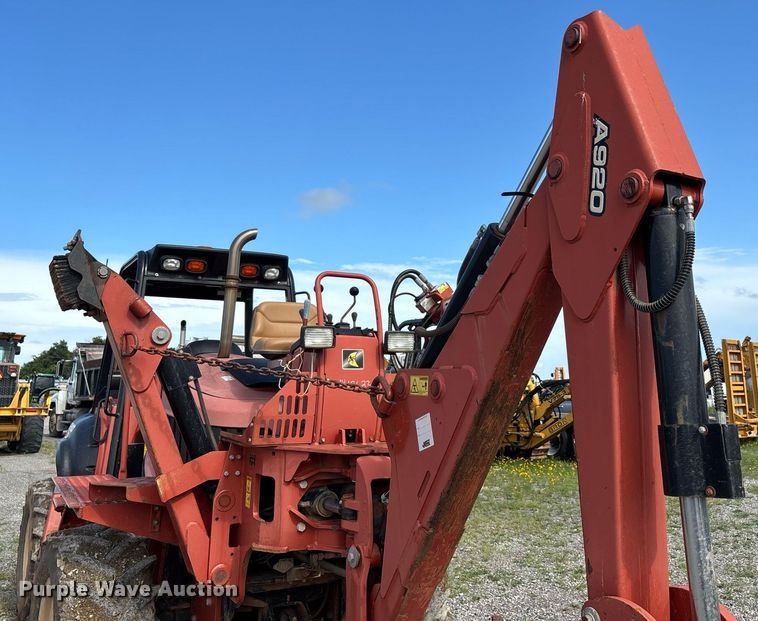 image for item DW7146 2015 Ditch Witch RT100 trencher