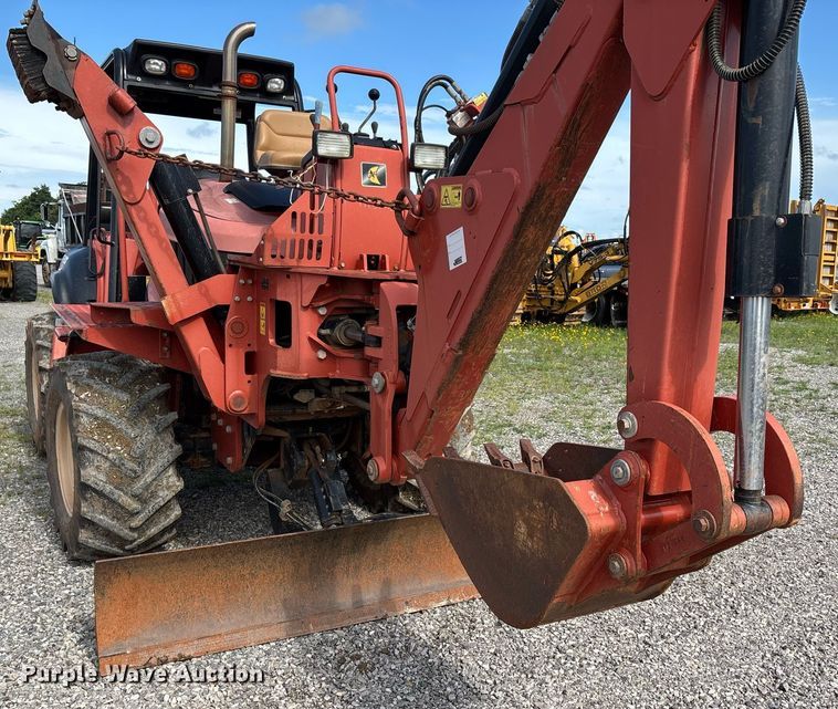 image for item DW7146 2015 Ditch Witch RT100 trencher