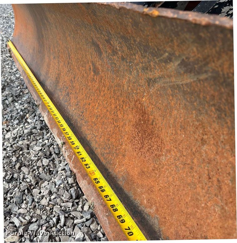 image for item DW7146 2015 Ditch Witch RT100 trencher